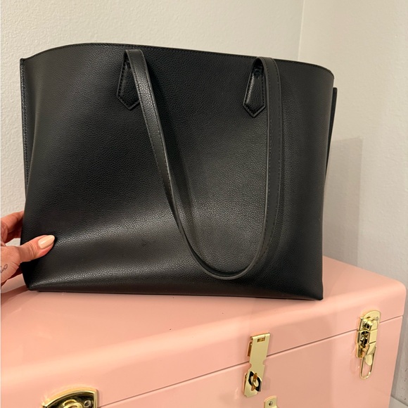 Quince Black Italian Leather Tote - Picture 11 of 11